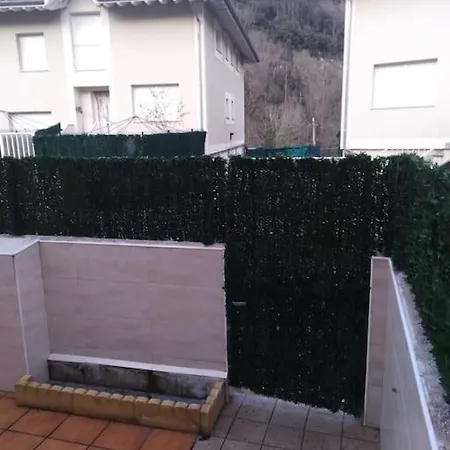 Villa Casa En La Montana Con Piscina De Temporada Arredondo Exterior foto
