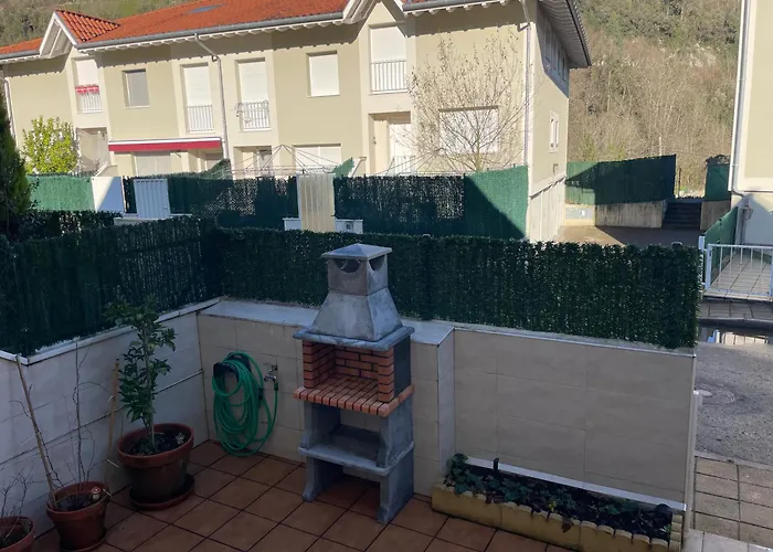 Casa En La Montana Con Piscina De Temporada