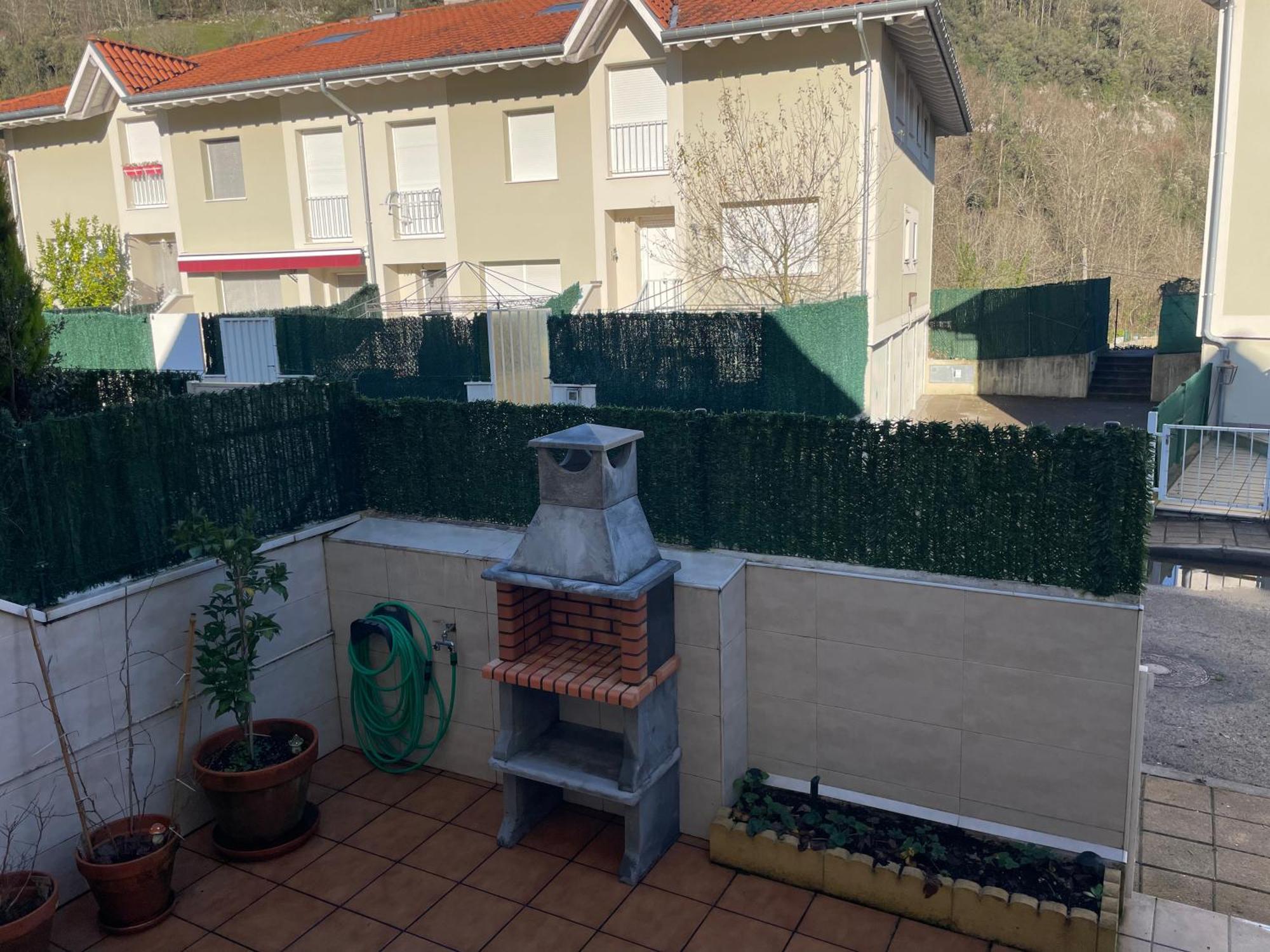 Casa En La Montana Con Piscina De Temporada Ferienhaus *